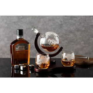 Whiskey Globe Decanter Set with 2 Glasses in Gift Box - Whiskey decanter for Liquor, Whiskey, Brandy, Gin, Rum, Tequila, Vodka,