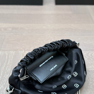Black Casual Daily Letters Chains Bags