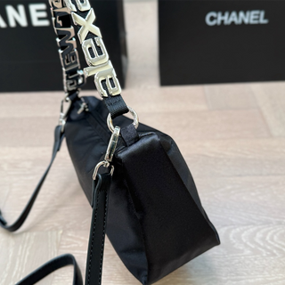 Black Casual Daily Letters Zipper Bags