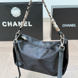 Black Casual Daily Letters Zipper Bags