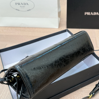 White Casual Daily Letters Zipper Bags