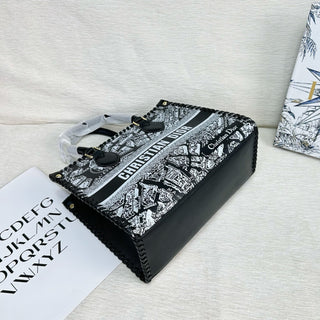 Black Casual Daily Letters Zipper Bags