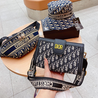 Navy Blue Casual Daily Letters Zipper Bags