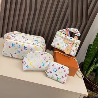 White Casual Daily Letters Zipper Bags