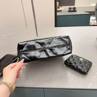 Black Casual Daily Letters Chains Bags