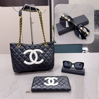 Black Casual Daily Letters Chains Bags