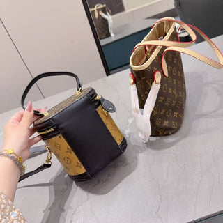 Brown Casual Daily Letters Zipper Bags