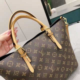 Brown Casual Daily Letters Zipper Bags