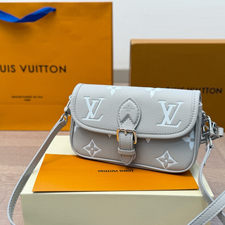 White Casual Daily Letters Patchwork Bags