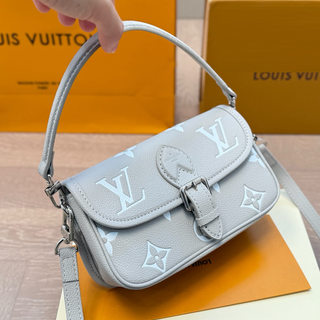 White Casual Daily Letters Patchwork Bags