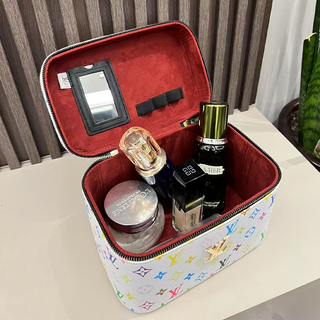 White Casual Daily Letters Zipper Bags