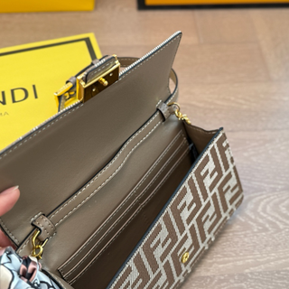 Blue Casual Daily Letters Chains Bags