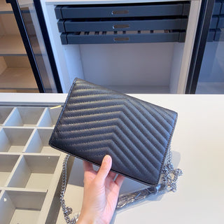 Black Gold Casual Daily Letters Chains Bags