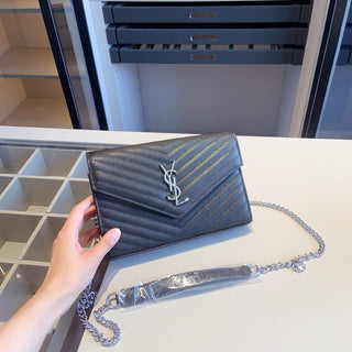 Black Gold Casual Daily Letters Chains Bags