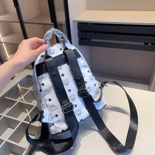 Black And White Casual Daily Letters Zipper Bags