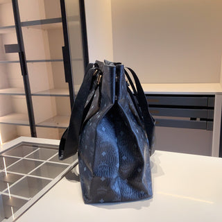 Black And White Casual Daily Letters Zipper Bags