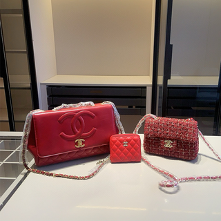 Black Casual Daily Letters Chains Bags