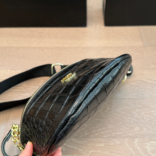 Black Casual Daily Letters Chains Zipper Bags