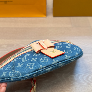 Brown Casual Daily Letters Zipper Bags