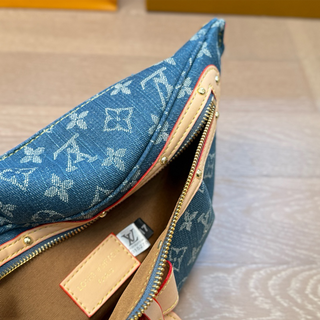 Brown Casual Daily Letters Zipper Bags