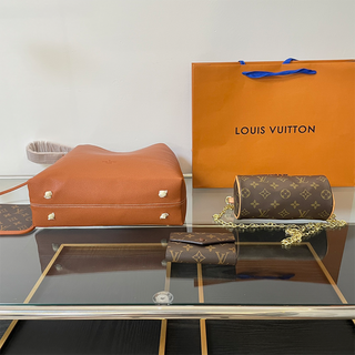 Brown Casual Daily Letters Chains Bags