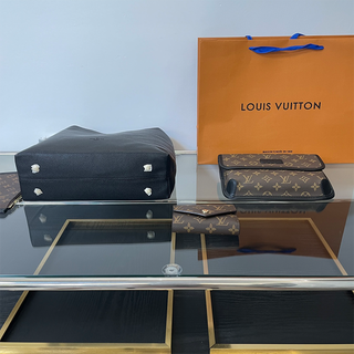 Black Brown Casual Daily Letters Patchwork Bags