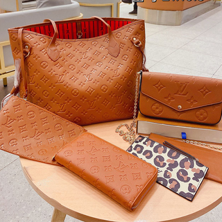 Orange Yellow Casual Daily Letters Chains Bags