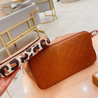 Orange Yellow Casual Daily Letters Chains Bags