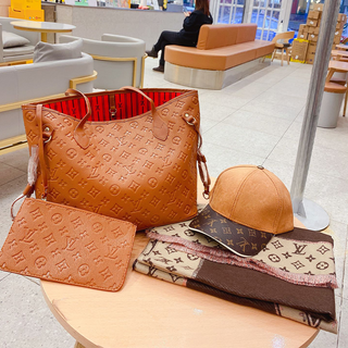 Orange Yellow Casual Daily Letters Chains Bags