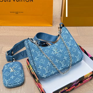 The cowboy blue Casual Daily Letters Chains Zipper Bags