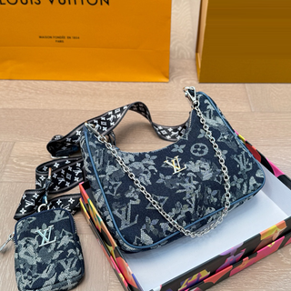 The cowboy blue Casual Daily Letters Chains Zipper Bags