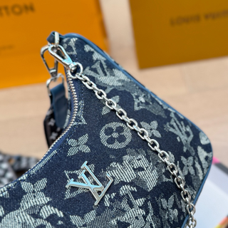 The cowboy blue Casual Daily Letters Chains Zipper Bags