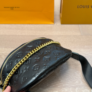 Black Casual Daily Letters Chains Bags