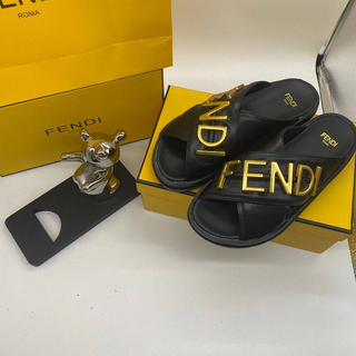 White Casual Metal Accessories Trim Opend Comfortable Shoes