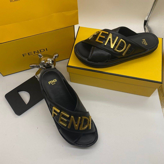 White Casual Metal Accessories Trim Opend Comfortable Shoes